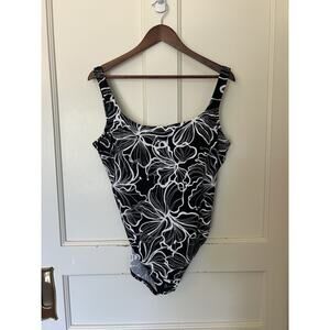 Speedo Floral Swimsuit Womens Size 18 Black White Vacation Beach Tropical